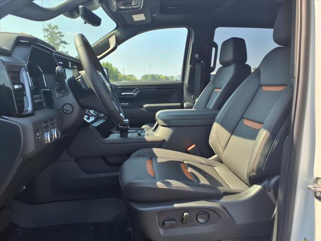 new 2025 GMC Sierra 1500 car, priced at $71,205