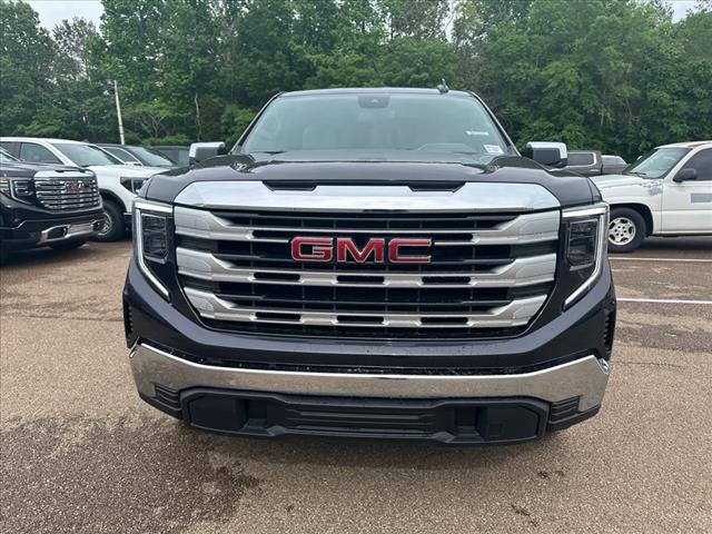 new 2024 GMC Sierra 1500 car, priced at $56,035