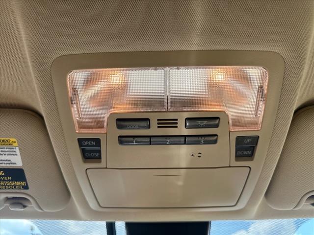 used 2019 Toyota Highlander Hybrid car, priced at $32,164