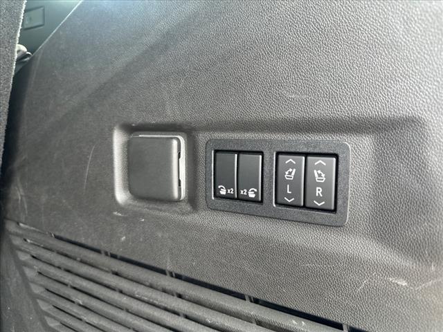 used 2021 GMC Yukon car, priced at $55,120