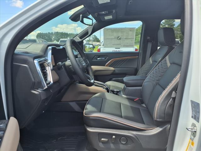 new 2025 GMC Canyon car