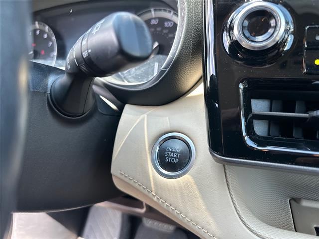 used 2020 Toyota Highlander car, priced at $31,261