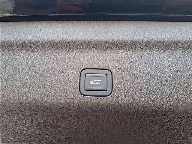 new 2025 GMC Yukon car