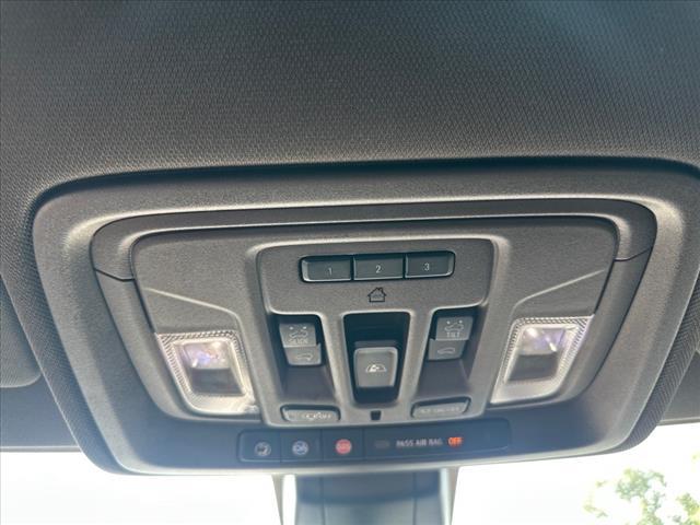 used 2020 GMC Sierra 1500 car, priced at $38,290