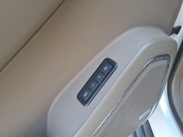 used 2018 GMC Yukon car, priced at $25,660