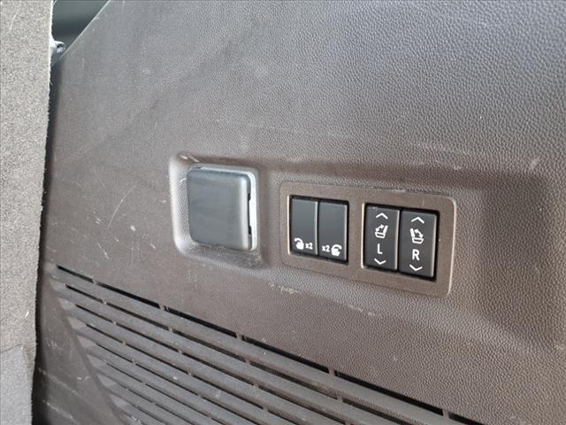 used 2021 GMC Yukon car, priced at $41,250