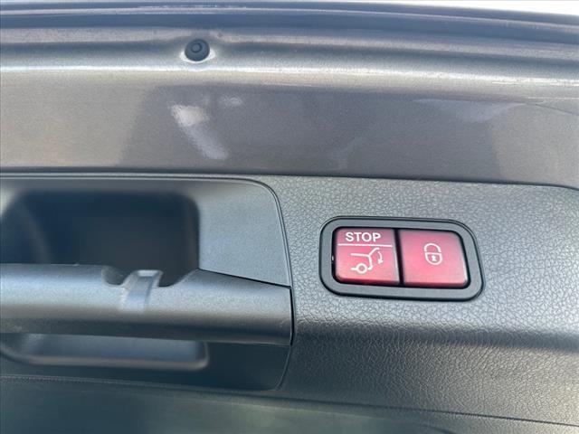 used 2023 Mercedes-Benz GLB 250 car, priced at $33,820