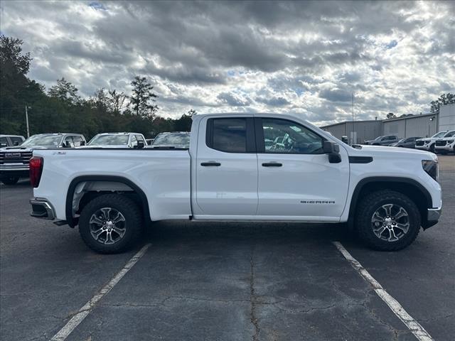 new 2025 GMC Sierra 1500 car, priced at $48,335