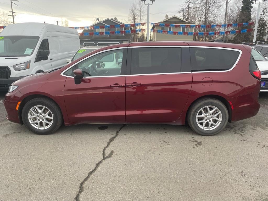 used 2023 Chrysler Pacifica car, priced at $26,995