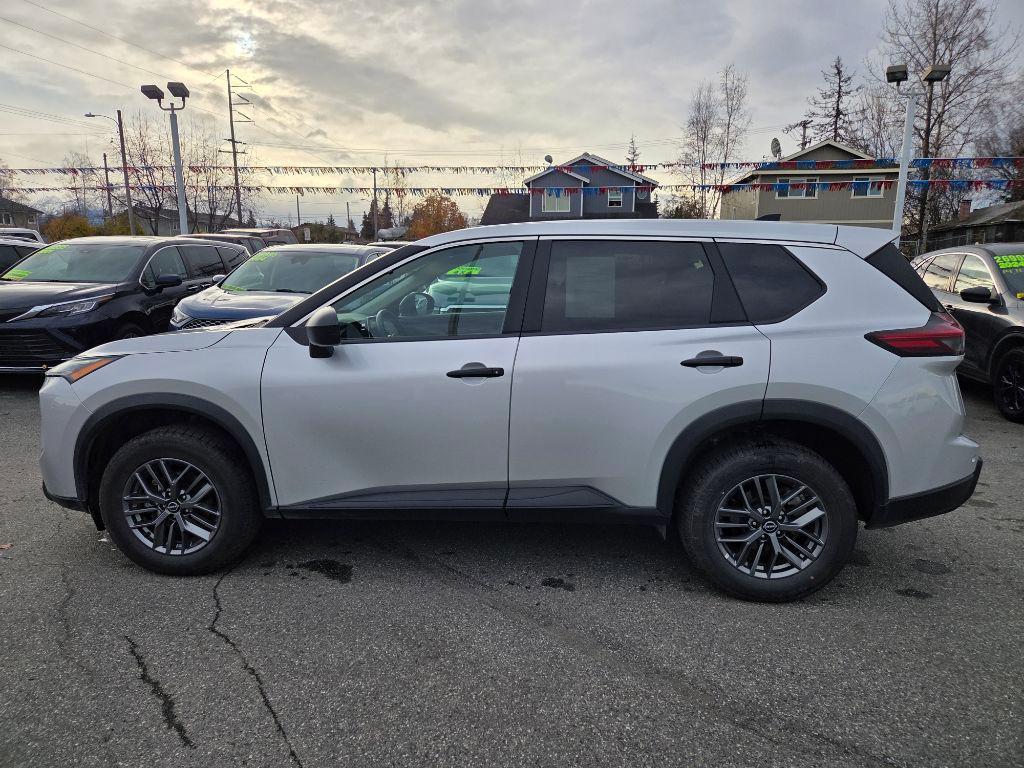 used 2024 Nissan Rogue car, priced at $22,995