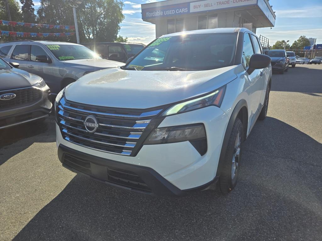 used 2024 Nissan Rogue car, priced at $23,995