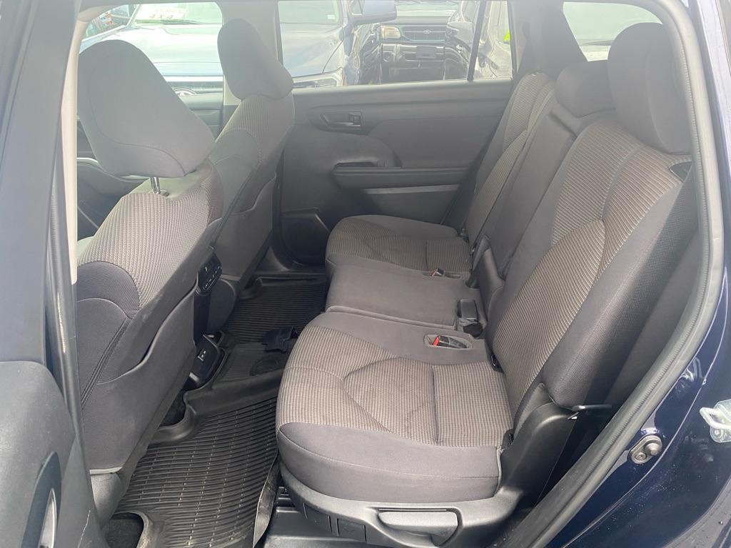 used 2023 Toyota Highlander car, priced at $34,995