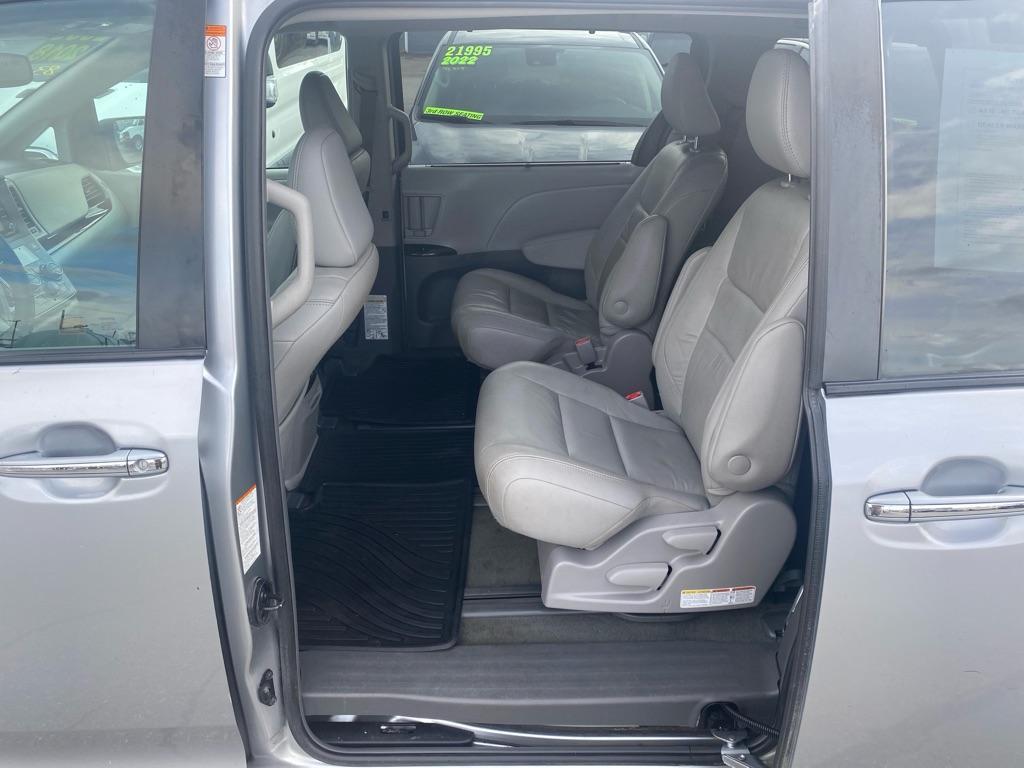 used 2018 Toyota Sienna car, priced at $28,995