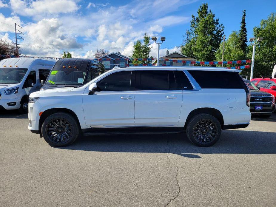 used 2022 Cadillac Escalade ESV car, priced at $81,995