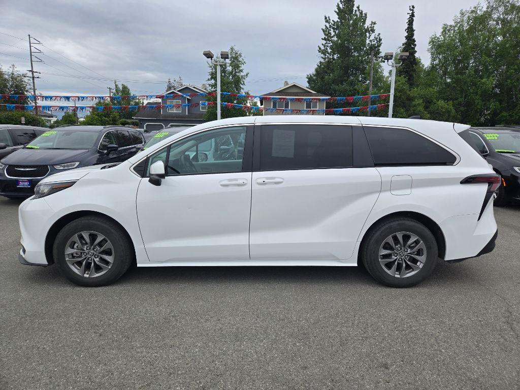used 2023 Toyota Sienna car, priced at $37,995