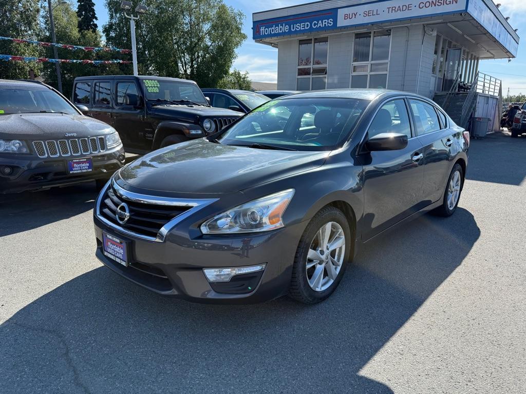 used 2013 Nissan Altima car, priced at $9,995