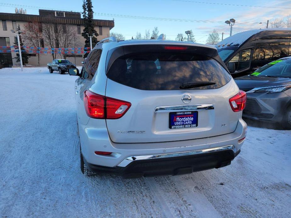 used 2020 Nissan Pathfinder car, priced at $16,995