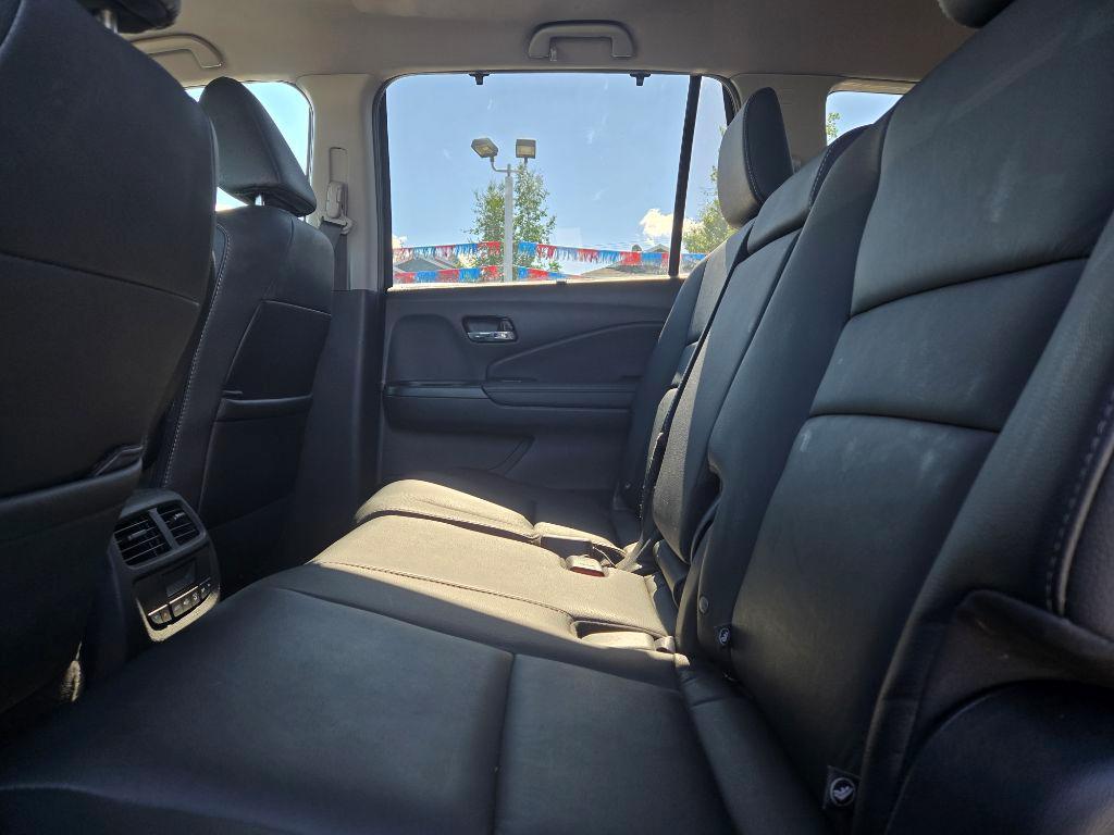 used 2021 Honda Pilot car, priced at $26,995