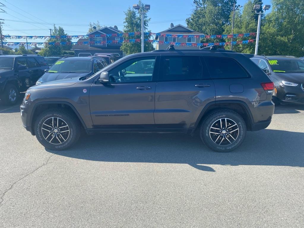 used 2017 Jeep Grand Cherokee car, priced at $20,995