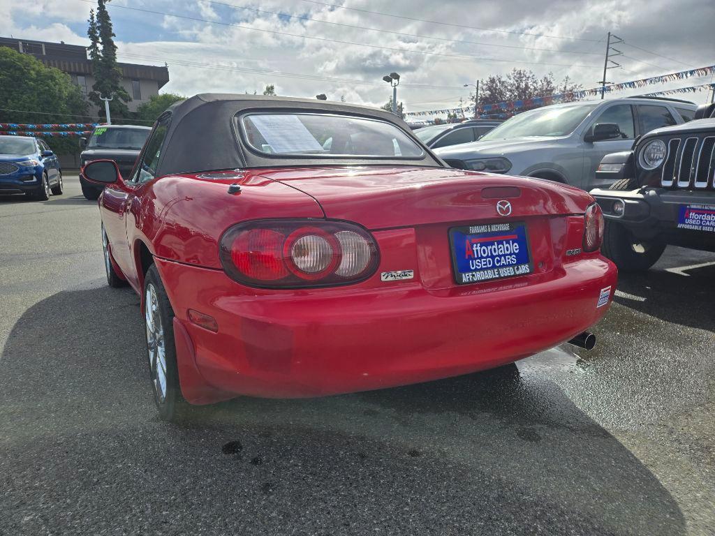 used 2001 Mazda MX-5 Miata car, priced at $13,995