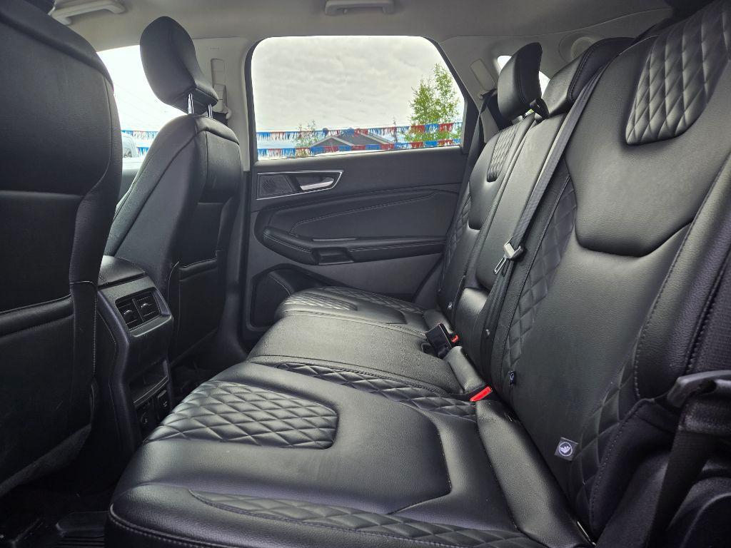 used 2023 Ford Edge car