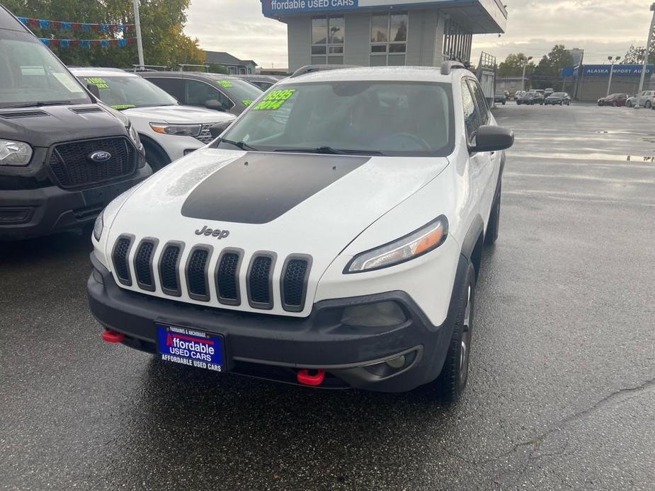 used 2014 Jeep Cherokee car, priced at $8,995