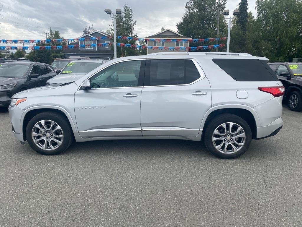 used 2021 Chevrolet Traverse car, priced at $33,995