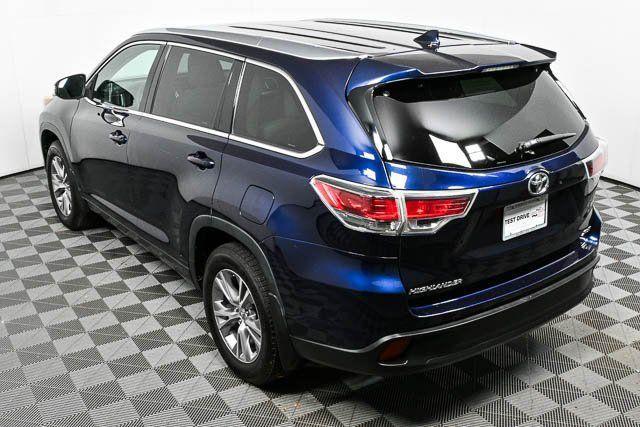 used 2015 Toyota Highlander car, priced at $16,500