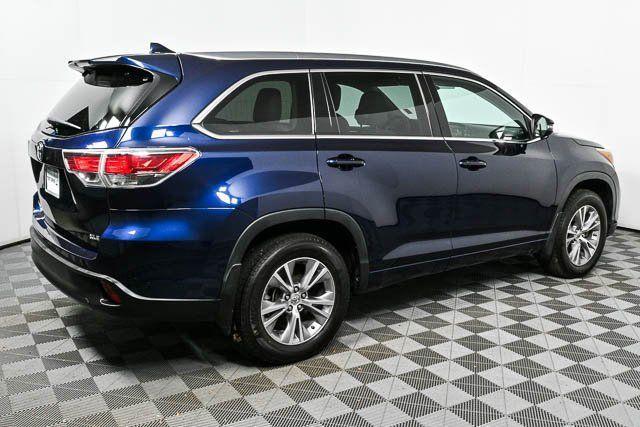 used 2015 Toyota Highlander car, priced at $16,500