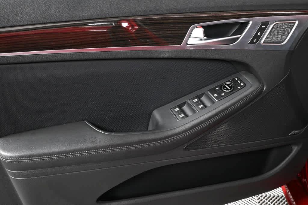 used 2020 Genesis G80 car, priced at $22,744