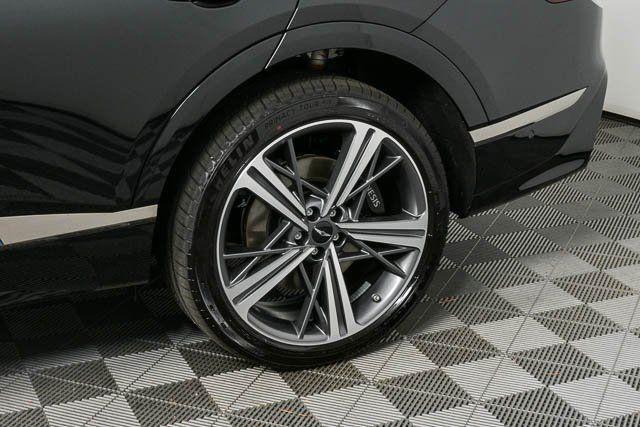 new 2025 Genesis GV80 Coupe car, priced at $89,595