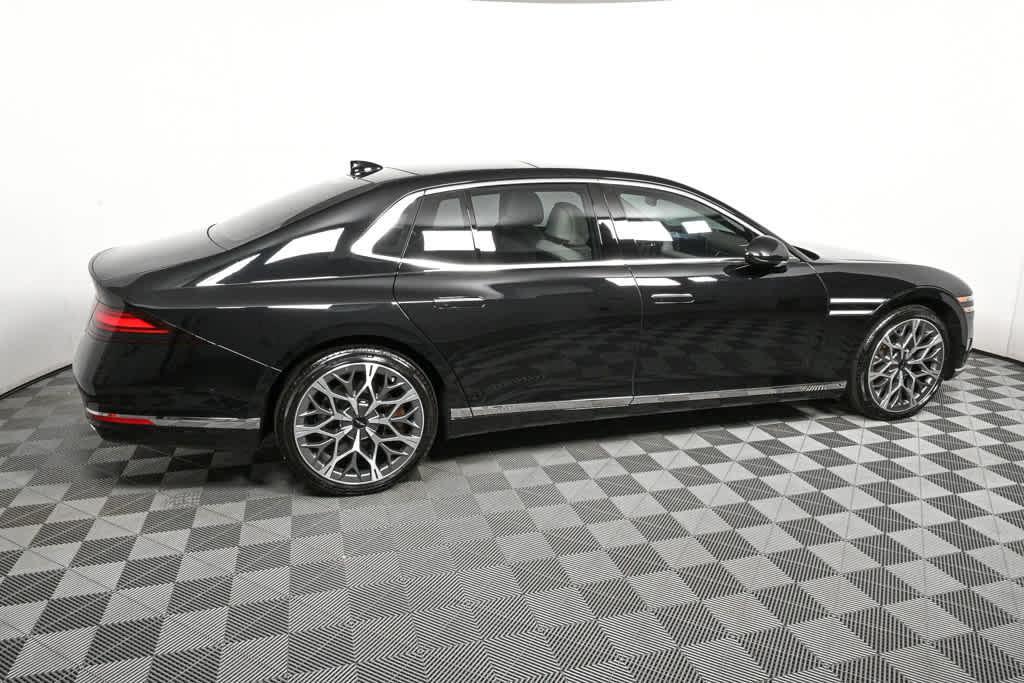 new 2026 Genesis G90 car, priced at $106,835