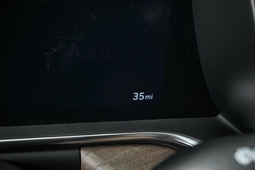 new 2026 Genesis G90 car, priced at $106,400