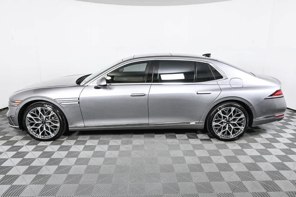 new 2026 Genesis G90 car, priced at $106,400