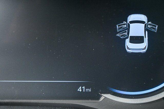 used 2025 Genesis G70 car
