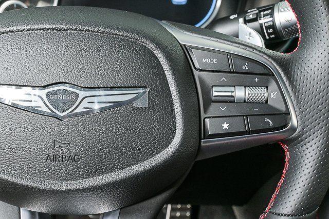 used 2025 Genesis G70 car
