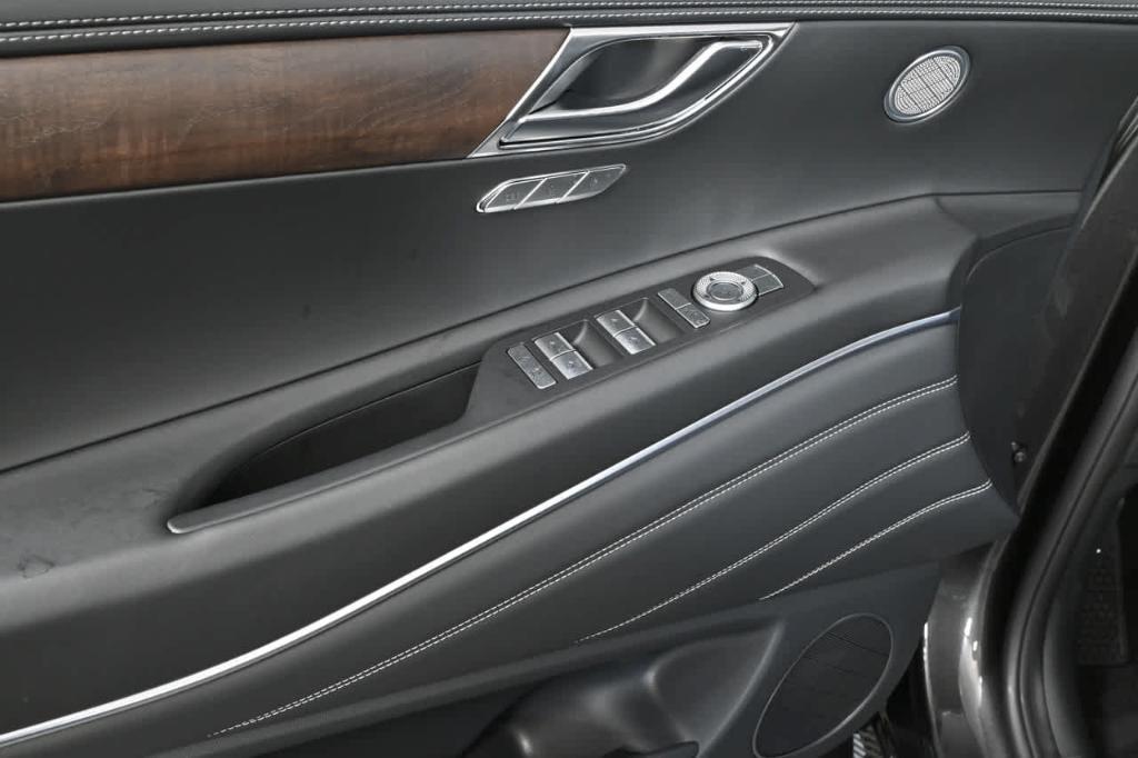 new 2026 Genesis GV80 car, priced at $66,480