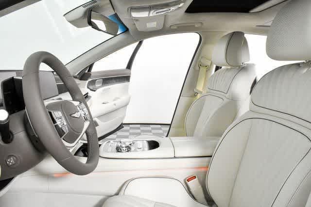 new 2025 Genesis G90 car, priced at $103,295