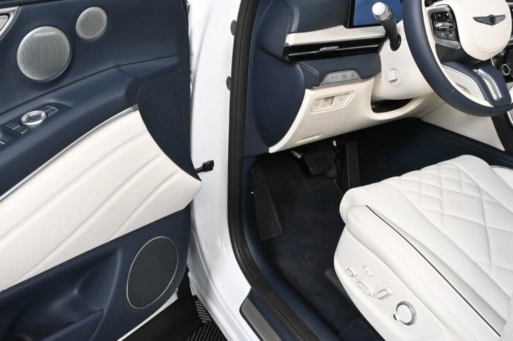 new 2026 Genesis GV80 car, priced at $85,720