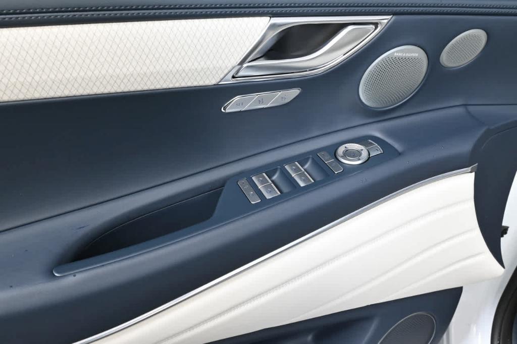 new 2026 Genesis GV80 car, priced at $85,720