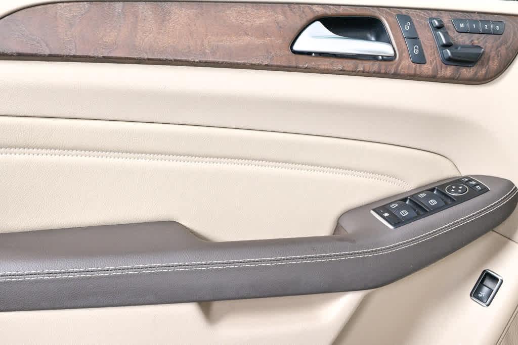 used 2015 Mercedes-Benz M-Class car, priced at $11,988