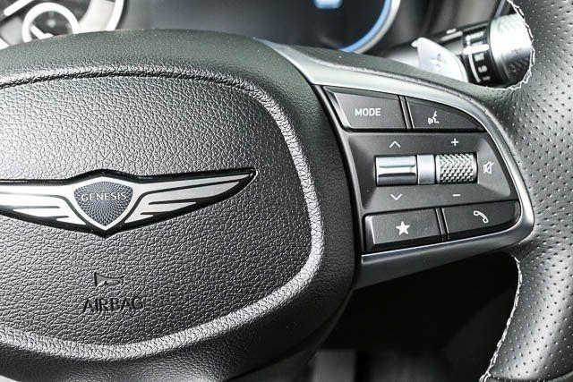 used 2025 Genesis G70 car
