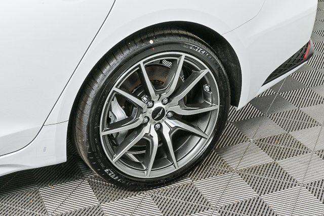 used 2025 Genesis G70 car