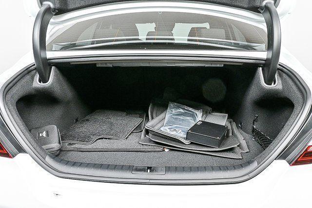 used 2025 Genesis G70 car