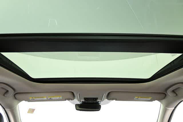 used 2025 Honda Pilot car, priced at $47,699