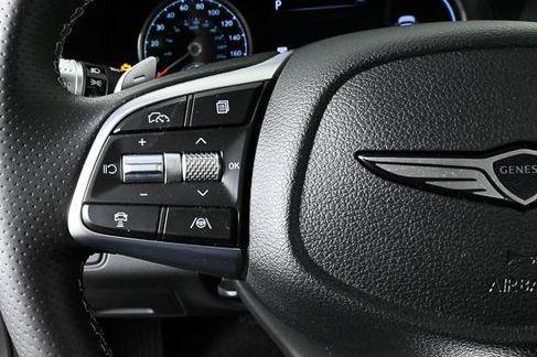 new 2025 Genesis G70 car, priced at $43,939