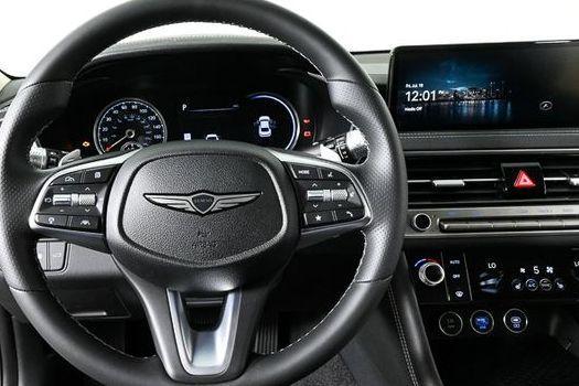 new 2025 Genesis G70 car, priced at $43,939