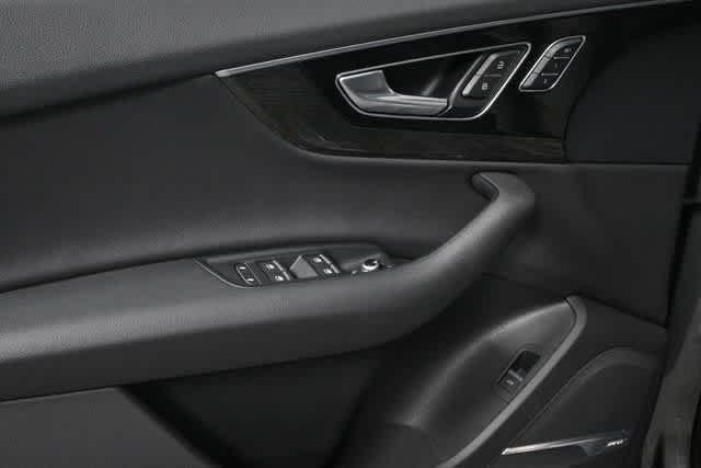 used 2017 Audi Q7 car, priced at $14,400