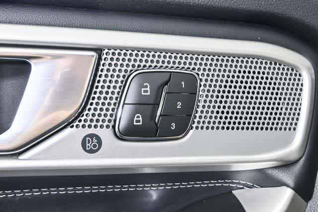 used 2023 Ford Explorer car, priced at $27,800