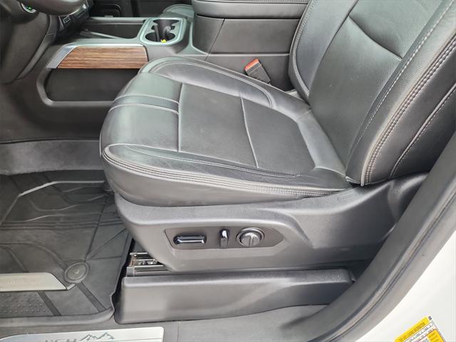 used 2021 Chevrolet Silverado 1500 car, priced at $39,171